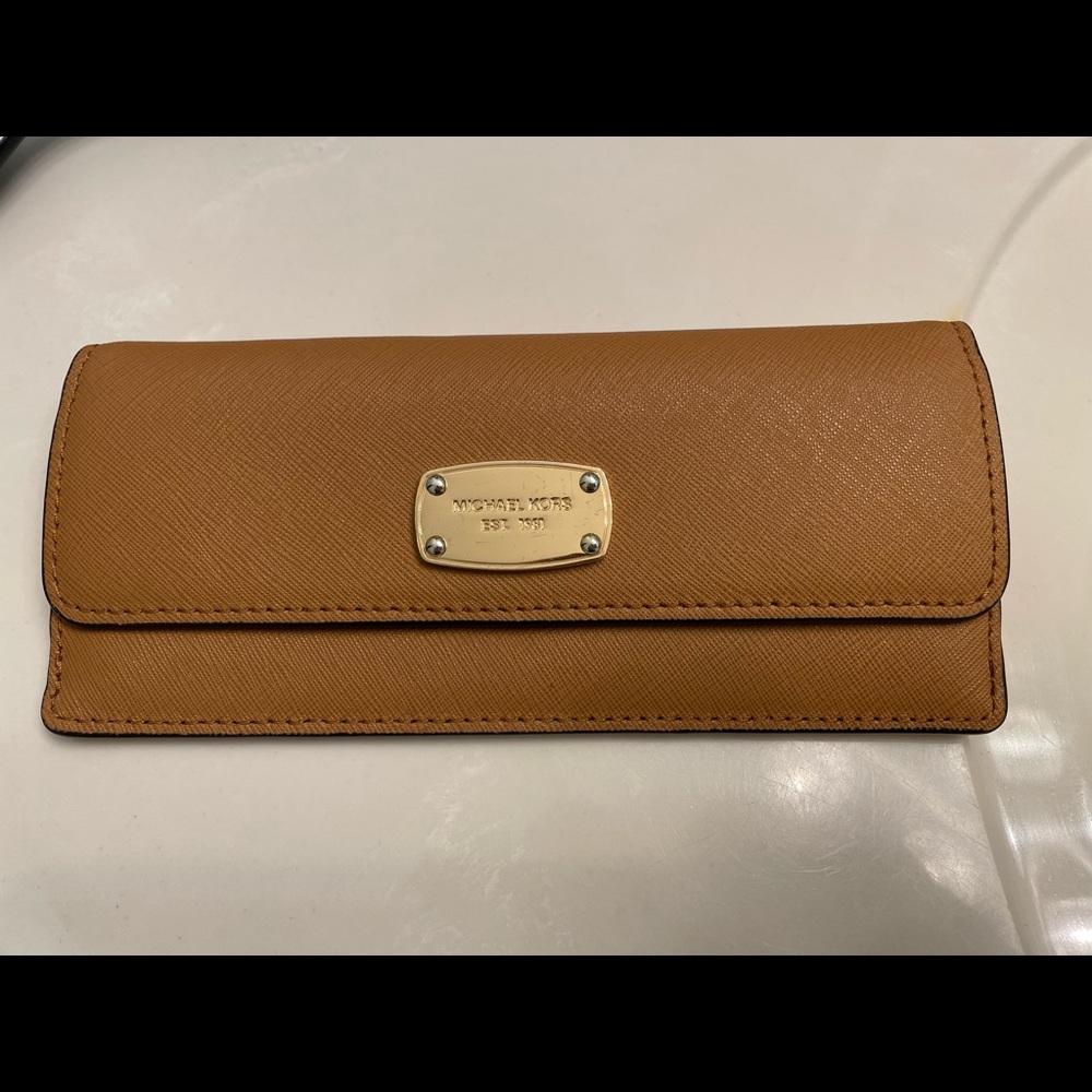 Michael Kors Slim Flat Wallet - tan